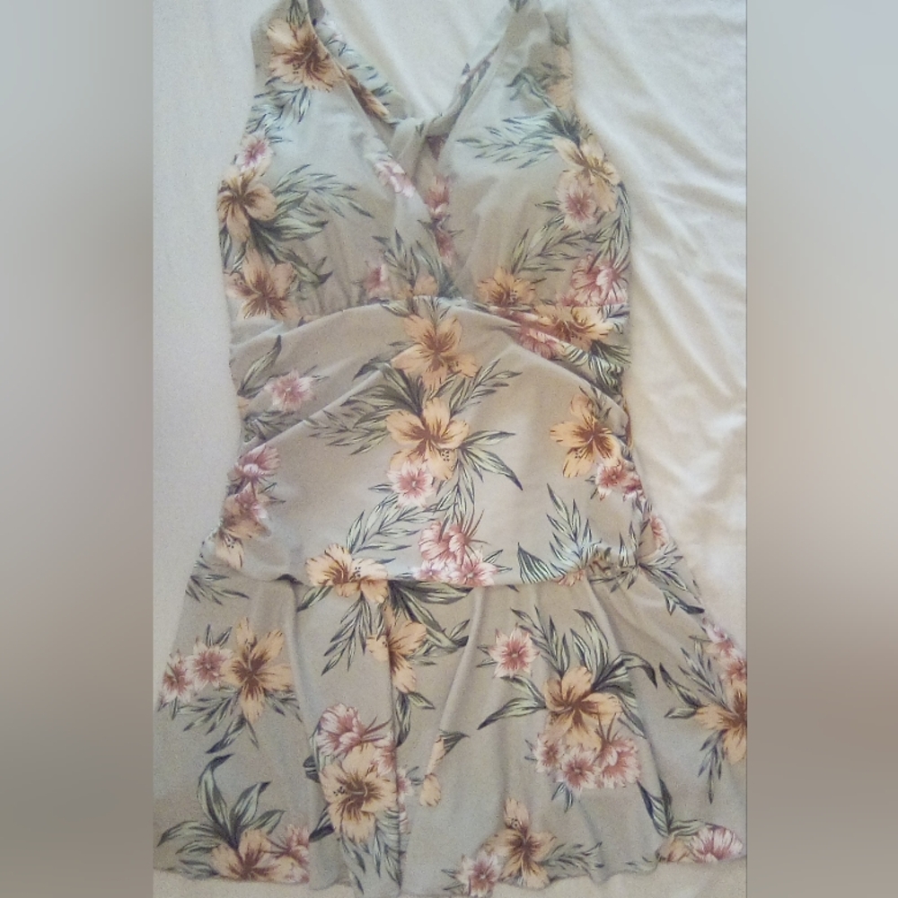 Shekini 1-Pc. Swimsuit Size Large